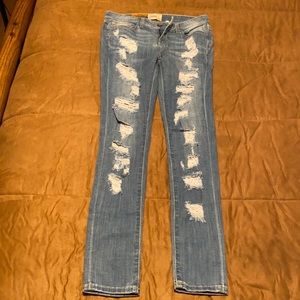 BKE distressed jeans 26 - new with tags